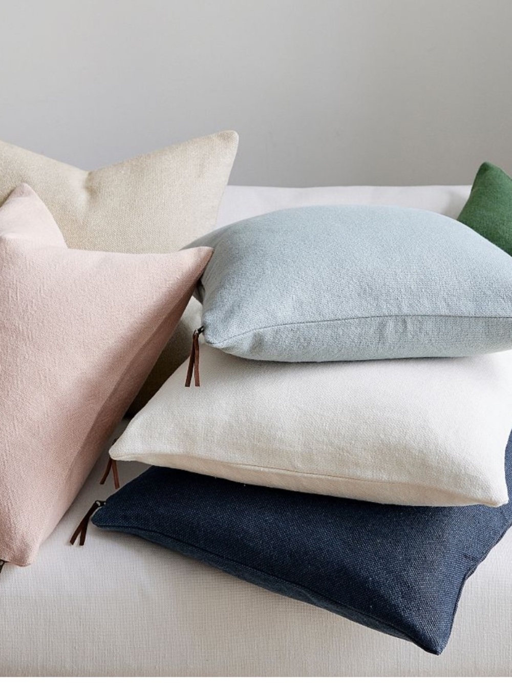 Pottery Barn TWO Everyday Linen Pale Blue Cornflower Throw Pillow Covers NWT